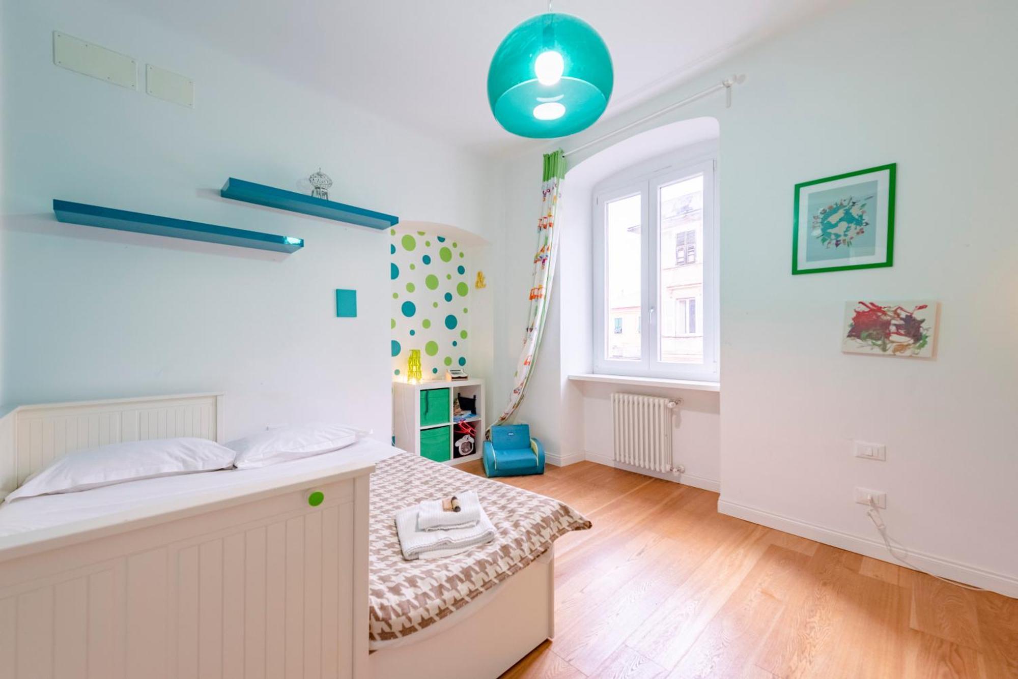 Joivy Family Friendly Apt For 6, Near Royal Palace Museum Cenova Dış mekan fotoğraf