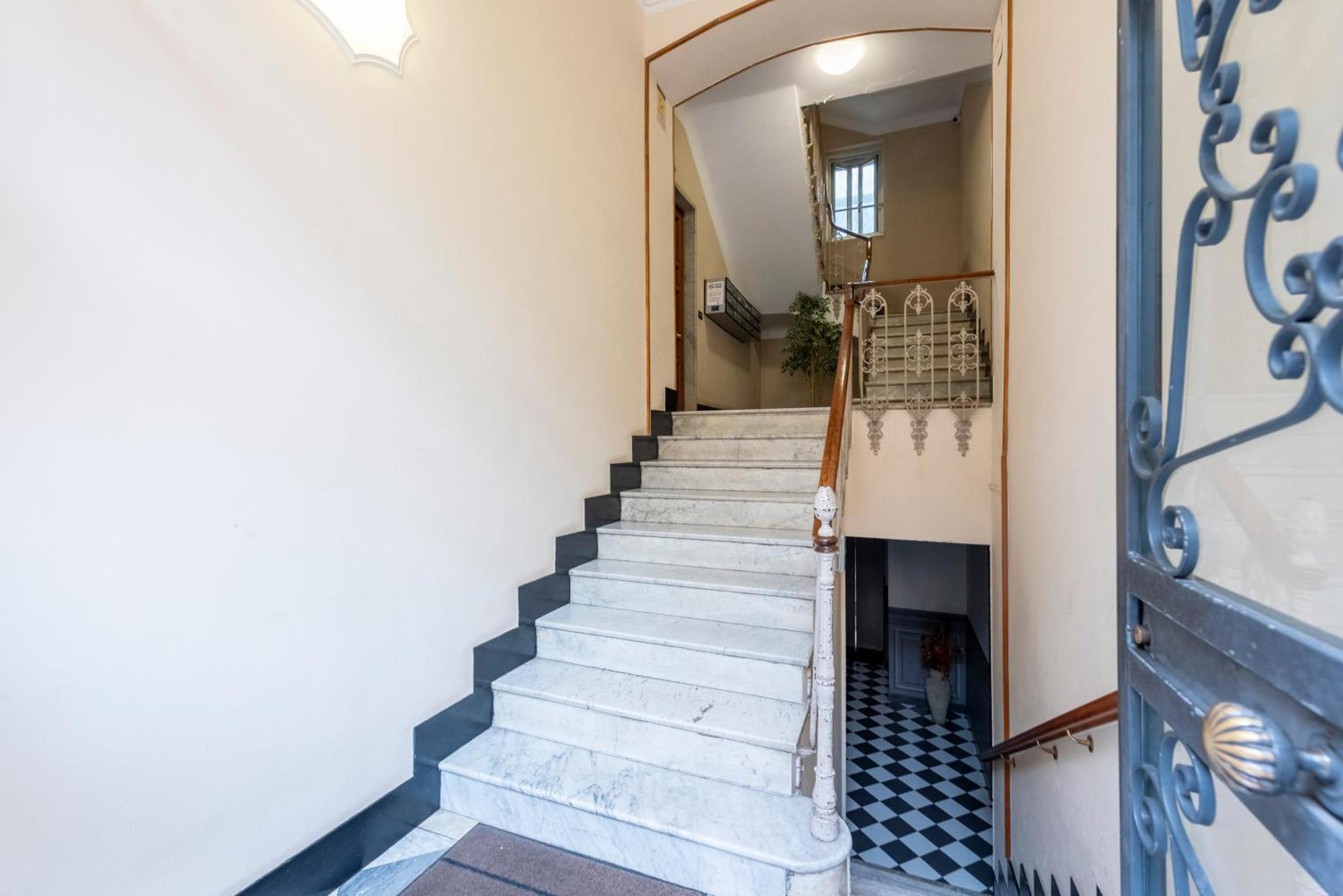 Joivy Family Friendly Apt For 6, Near Royal Palace Museum Cenova Dış mekan fotoğraf