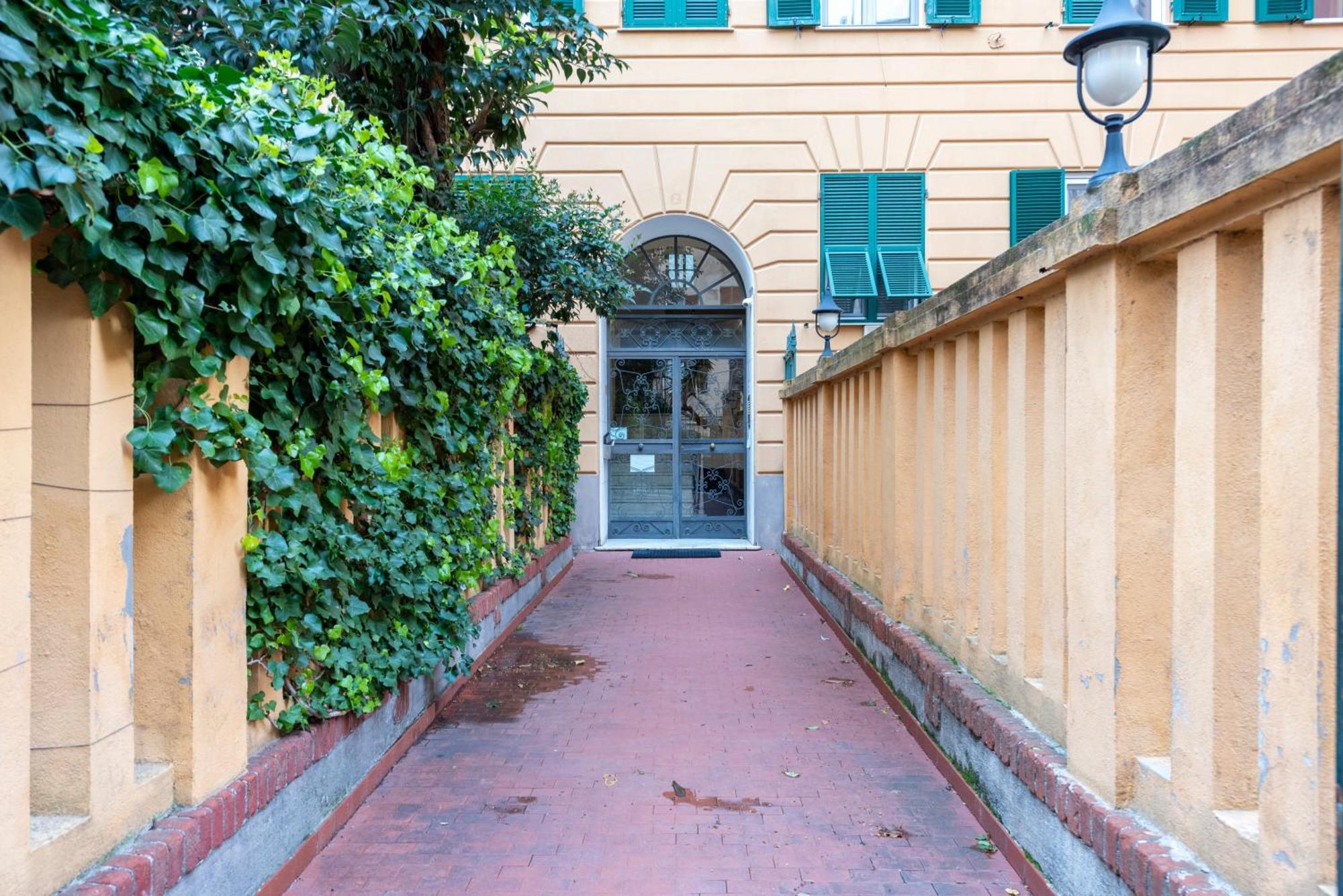 Joivy Family Friendly Apt For 6, Near Royal Palace Museum Cenova Dış mekan fotoğraf